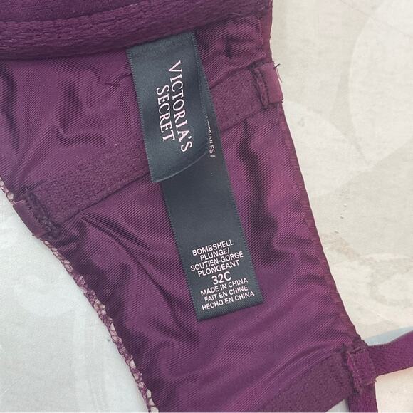 Victoria's Secret Bombshell Plunge Bra 32C - Picture 11 of 13